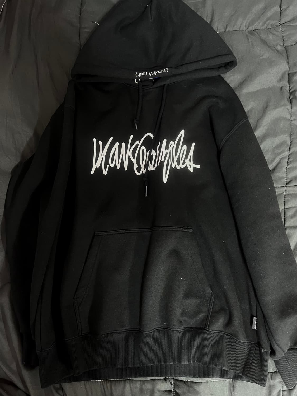 와릿이즌 후드티 상품이미지1