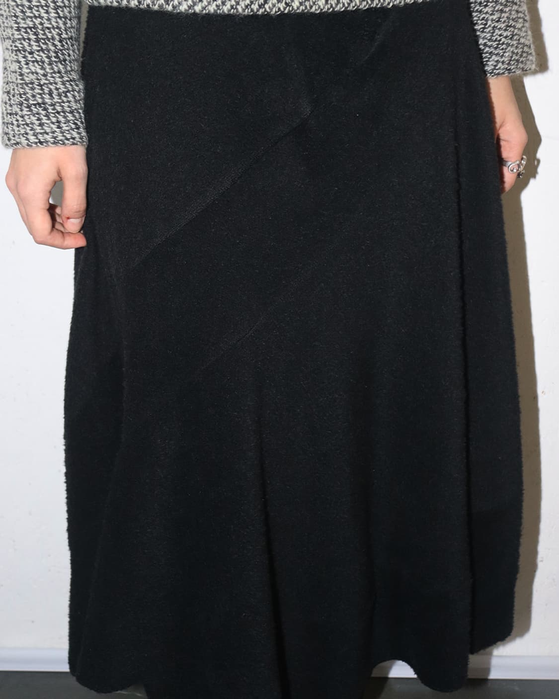 버나드 윌헴 01AW 스트럭티드 플레어 스커트 상품이미지3