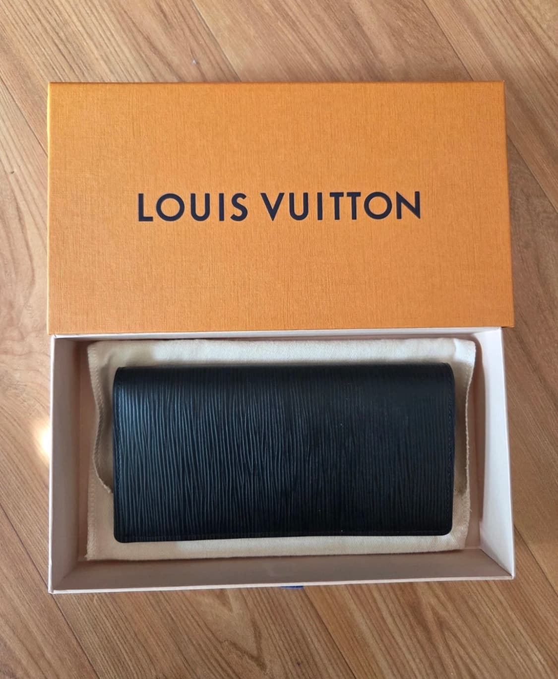 [미사용/새상품] 26ss 루이비통 에삐 브라짜 월릿 장지갑 상품이미지1