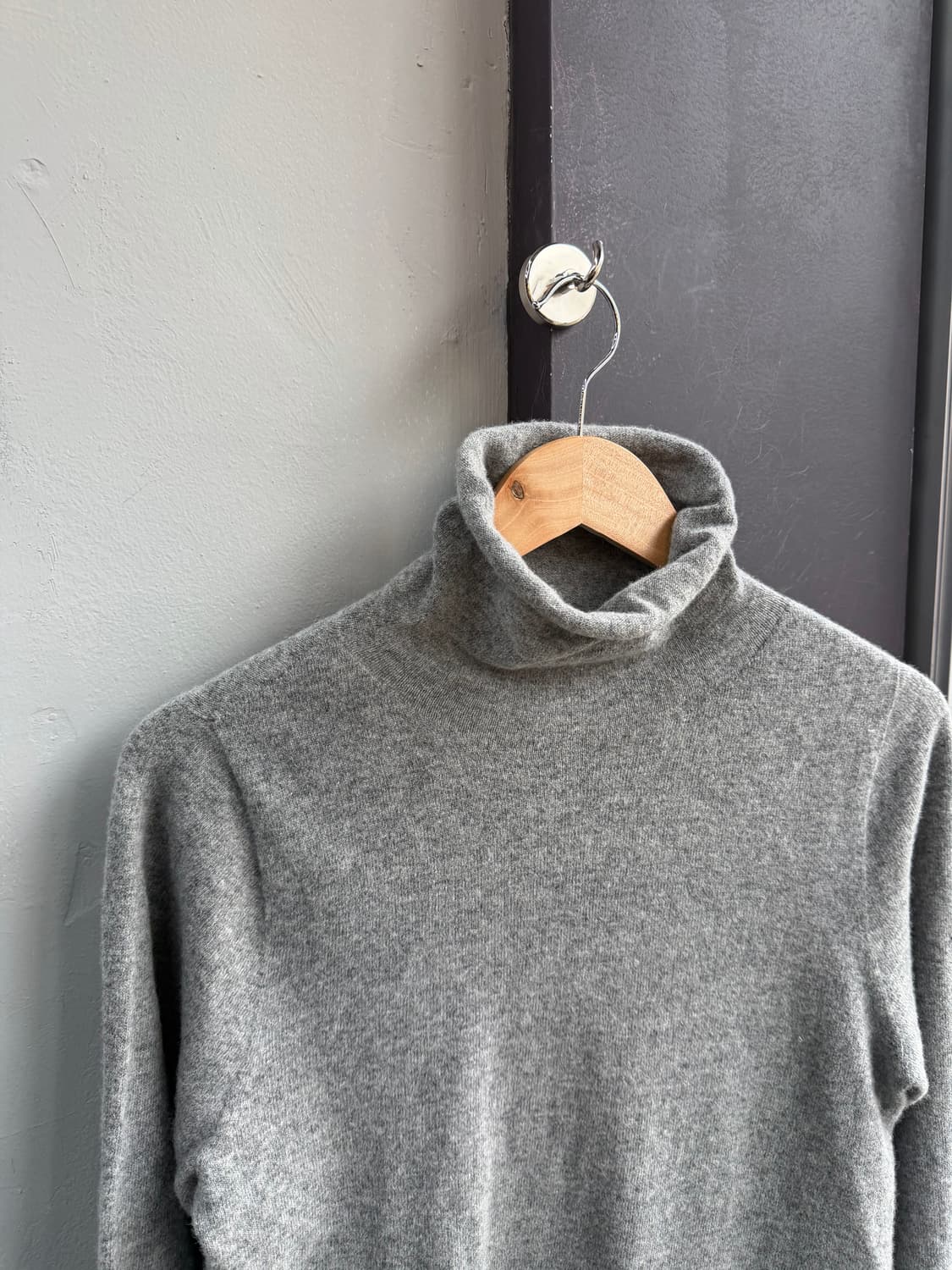 에토스 캐시미어 블랜딩 하이넥 니트 상품이미지4