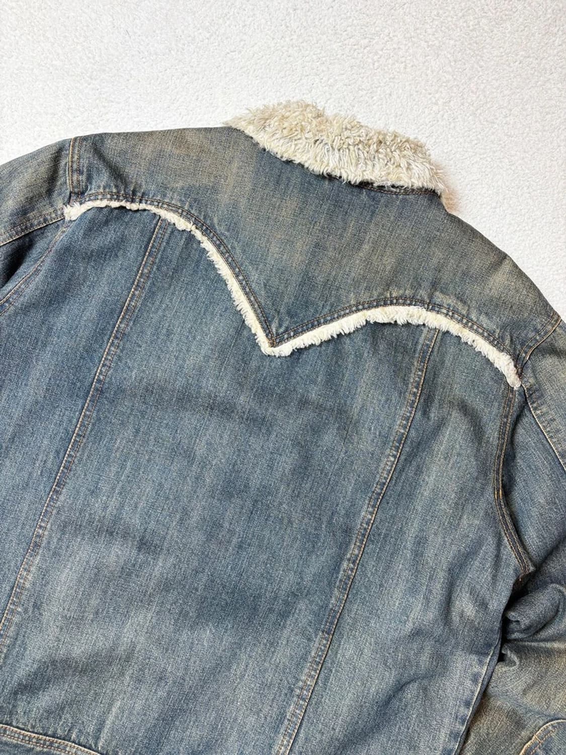 리바이스 00's 양털 워시드 데님 트러커 자켓 PN6557 상품이미지7