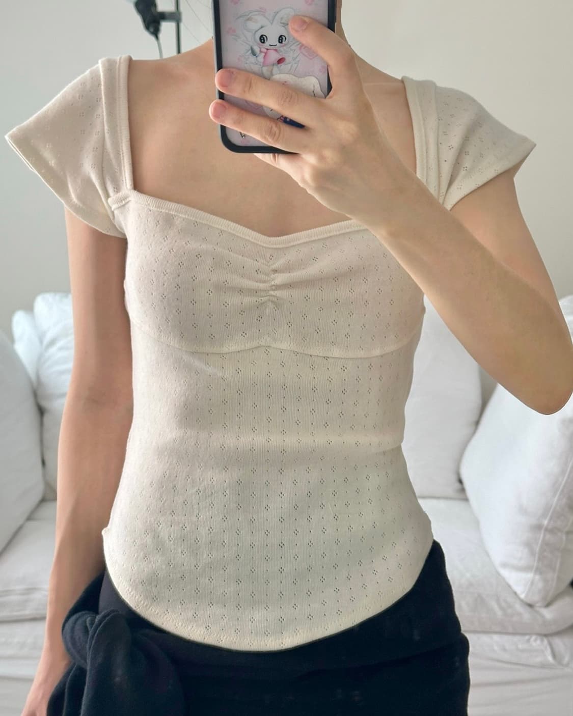 kiko 키코 펀칭 꽃 패턴 아이보리 흰색 화이트 반팔 셔링 스퀘어넥 상품이미지1