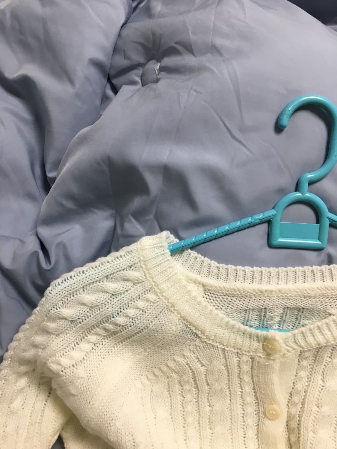 아이보리 꽈배기 니트 가디건 상품이미지3