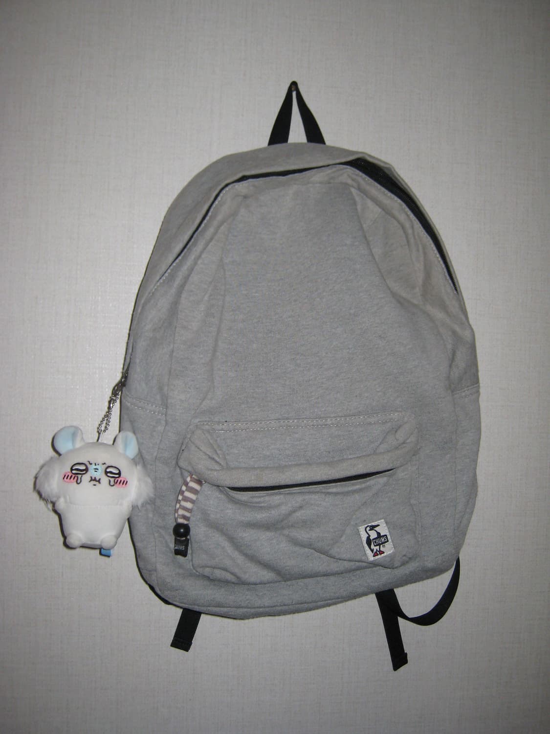 CHUMS 그레이 백팩 책가방 가방 후드티 재질 상품이미지1