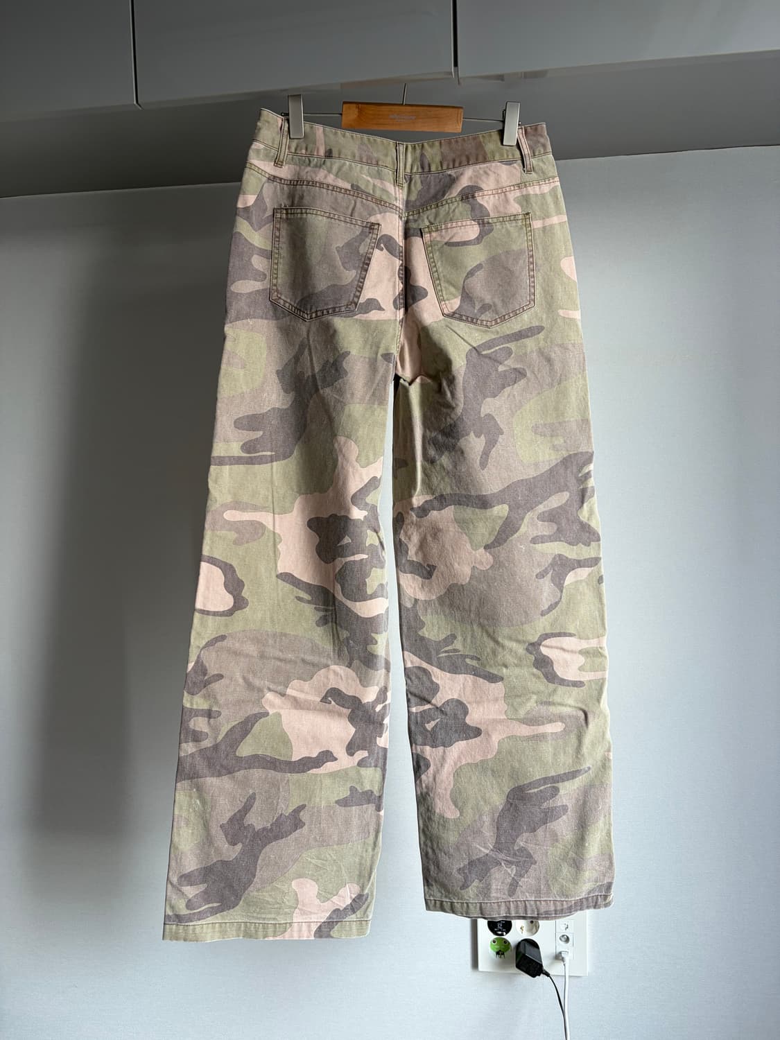 Brandy melville zennapants 브랜디멜빌 제나카모팬츠 상품이미지2