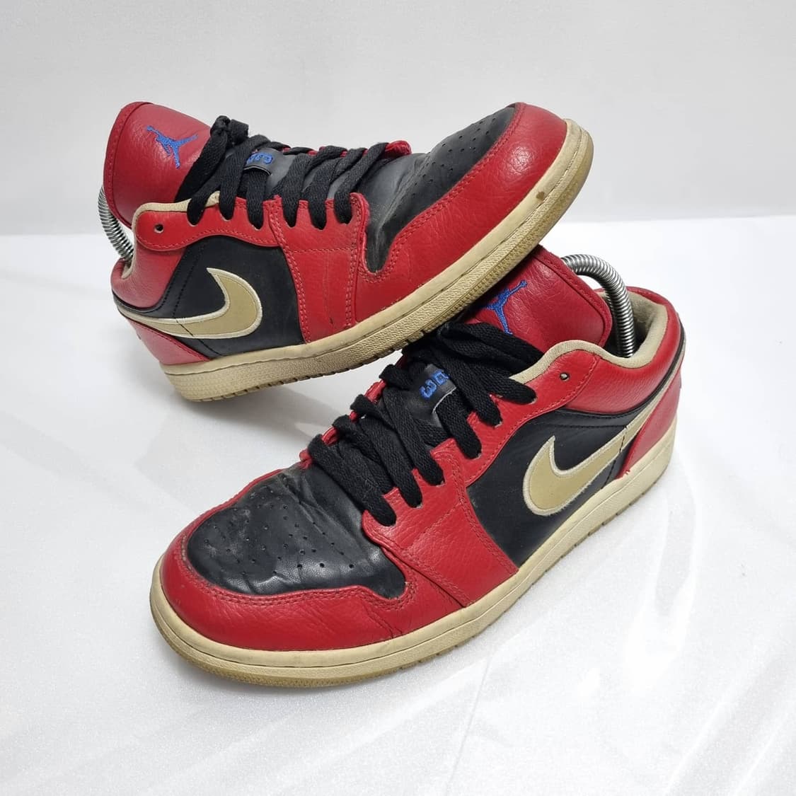 NIKE AIR JORDAN 1 Low red/gold 상품이미지3
