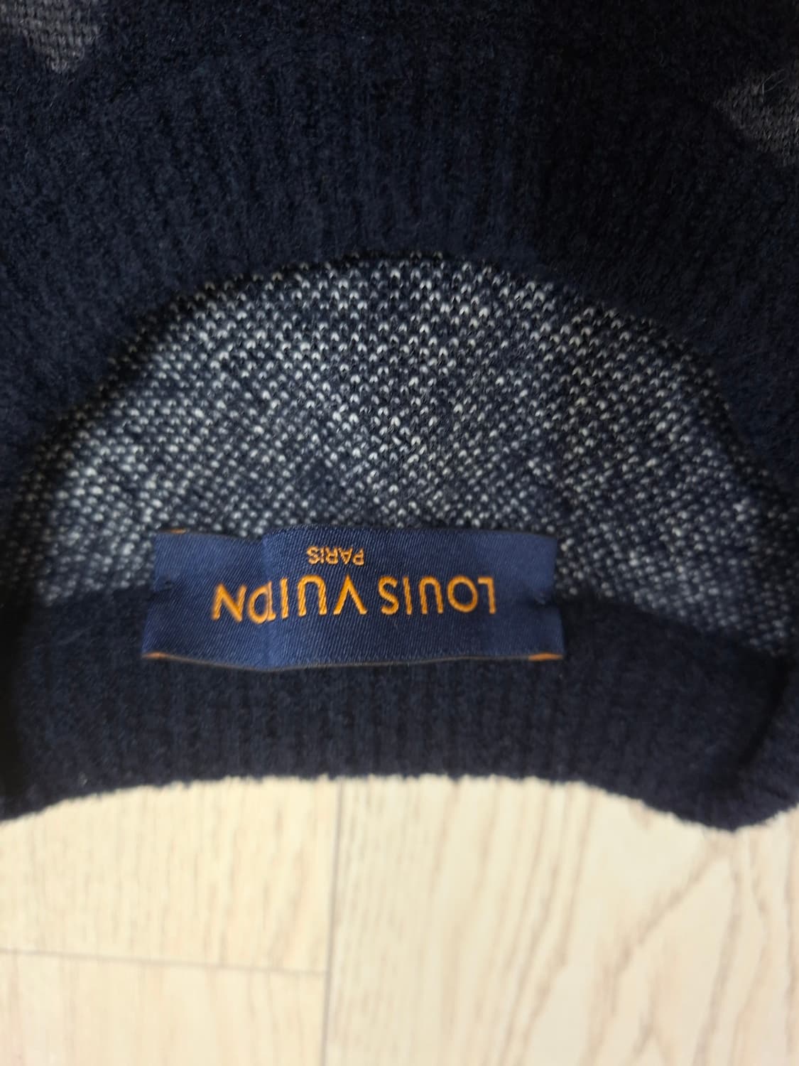 [정품]루이비통 니트 s사이즈 95사이즈! 상품이미지3