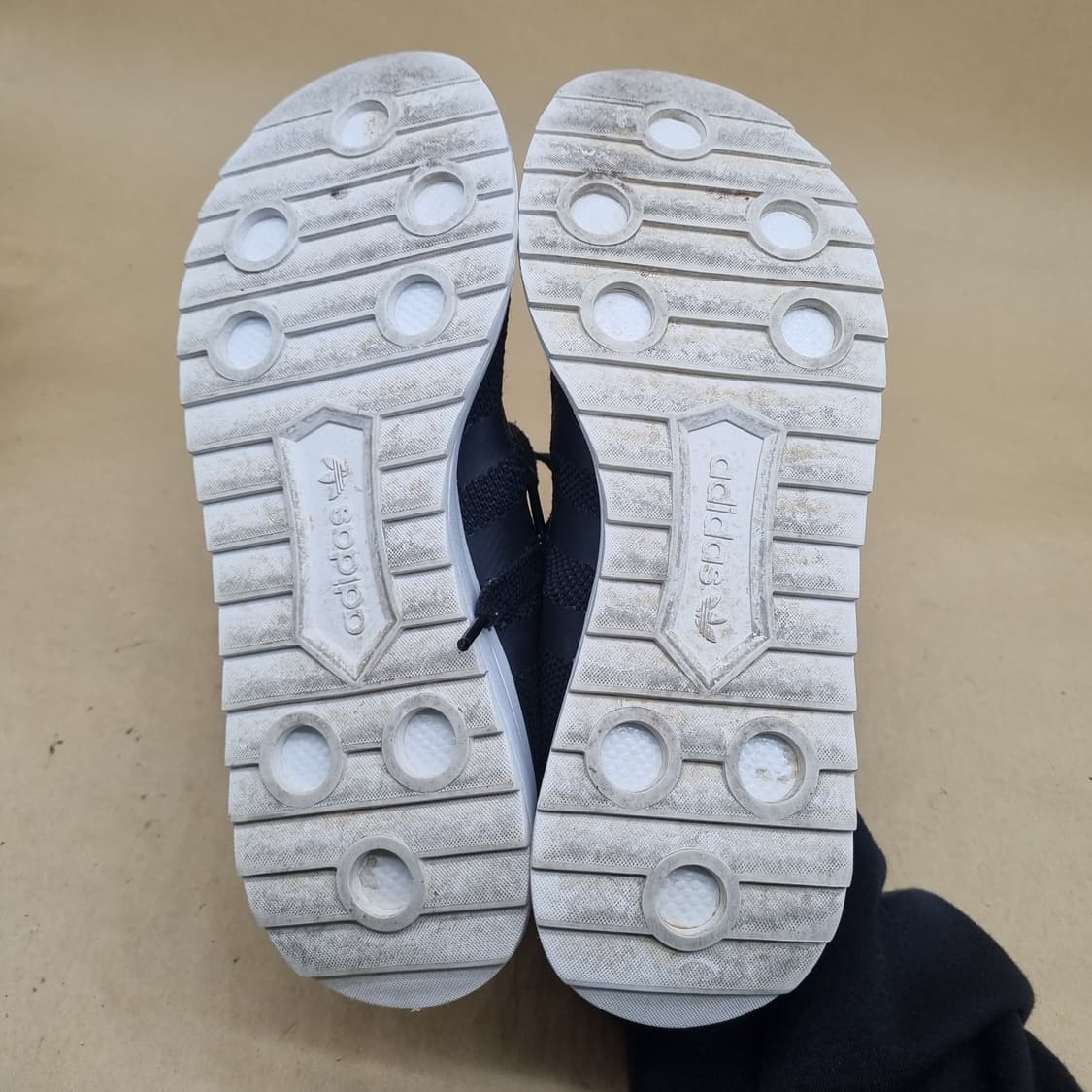 아디다스 플래시백 여성운동화240 상품이미지3