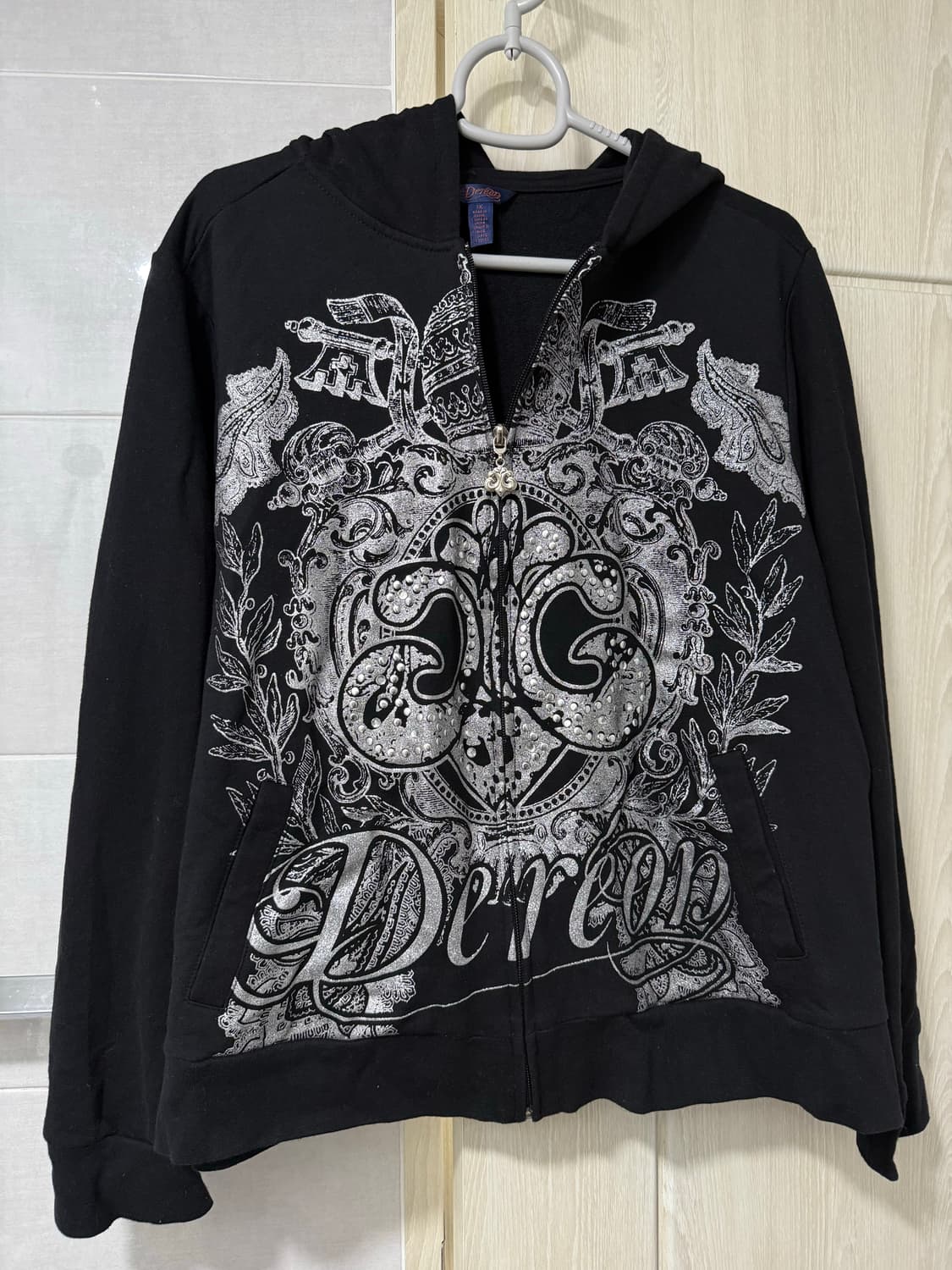 Dereon 프린팅 실버 큐빅디테일 후드집업 상품이미지1