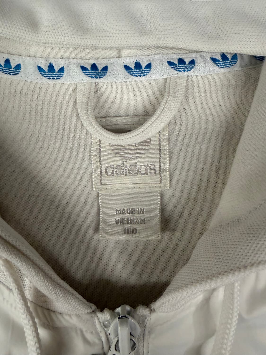 [100] 아디다스 슈퍼스타 자수 흰/파 후드집업 상품이미지4