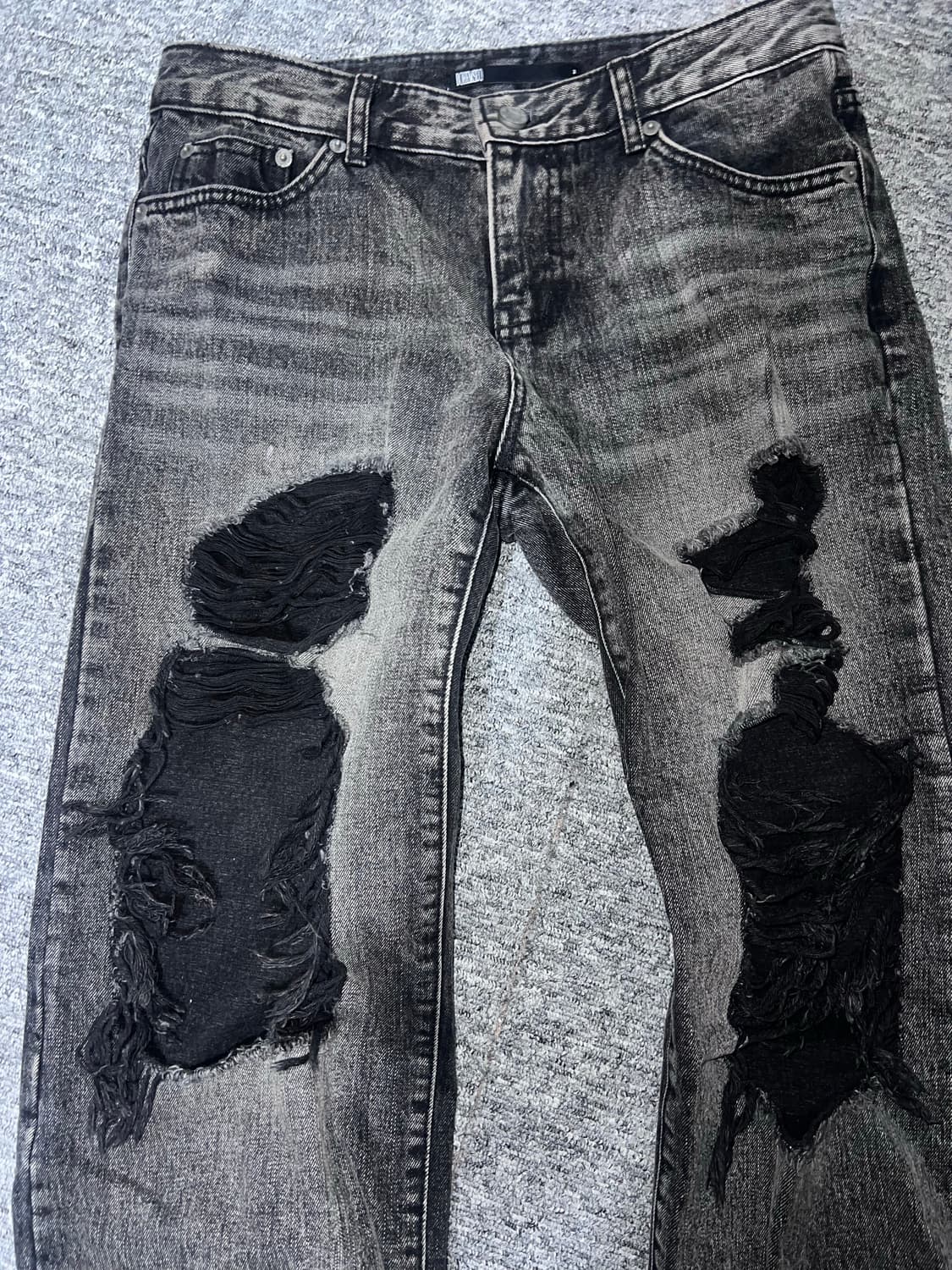 보헴서 찢청 distressed deep gray jeans 2사이즈 상품이미지3