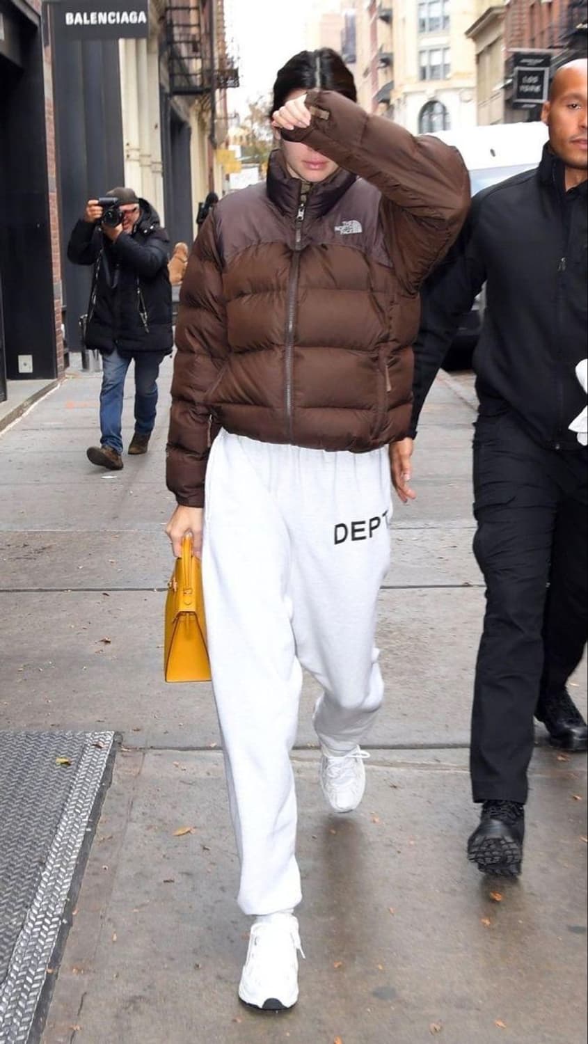 노스페이스 켄달제너 무광 초코 브라운 700 눕시 패딩 상품이미지3