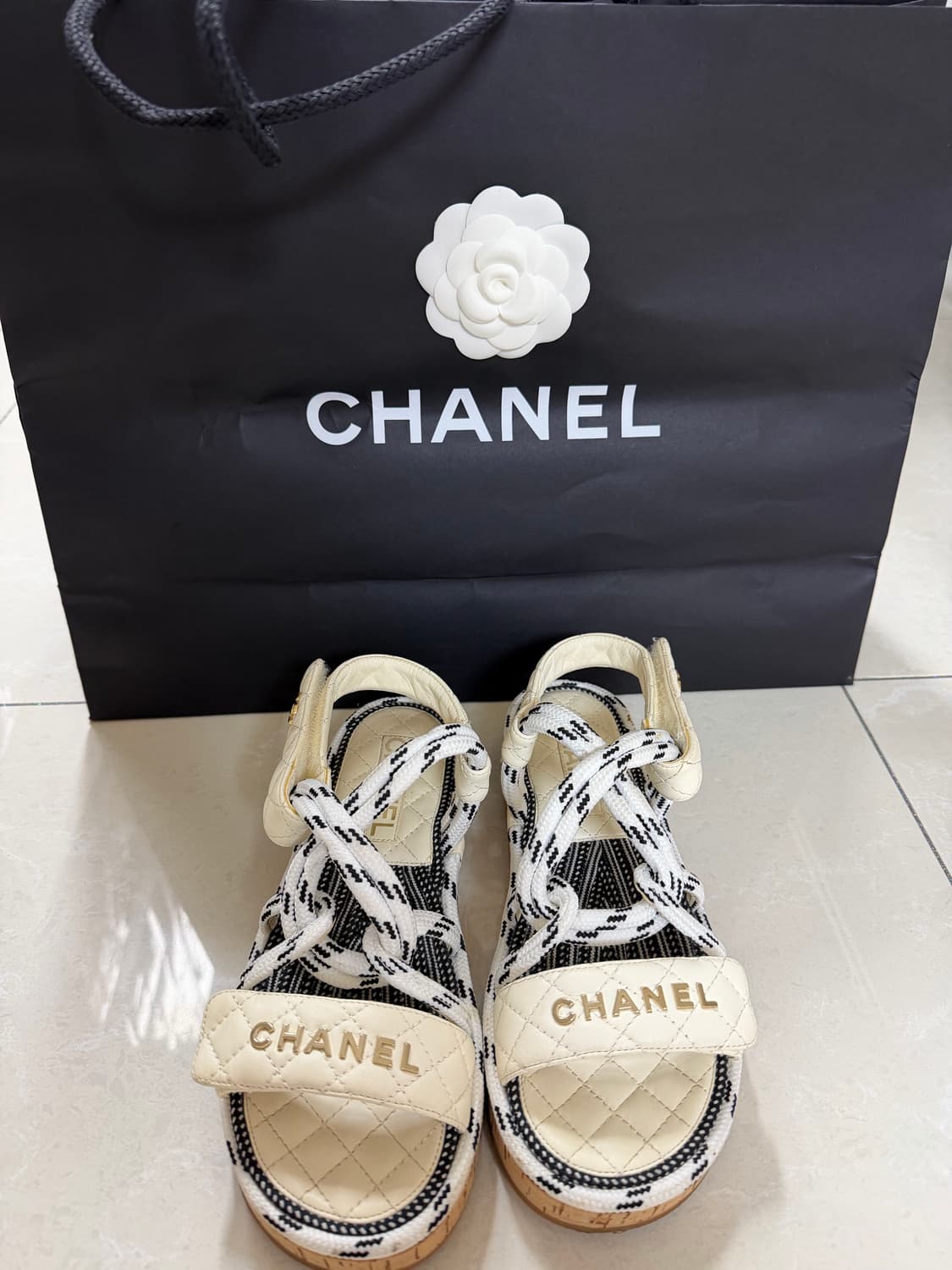 샤넬 로프 벨크로샌들  37 (240) 상품이미지8