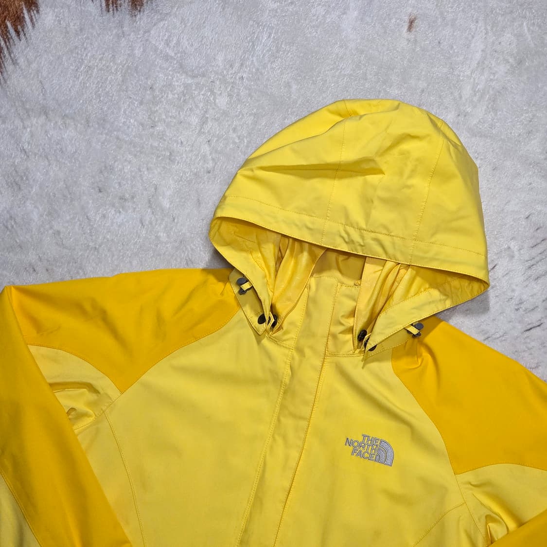 노스페이스 옐로우 고어텍스 바람막이 상품이미지2