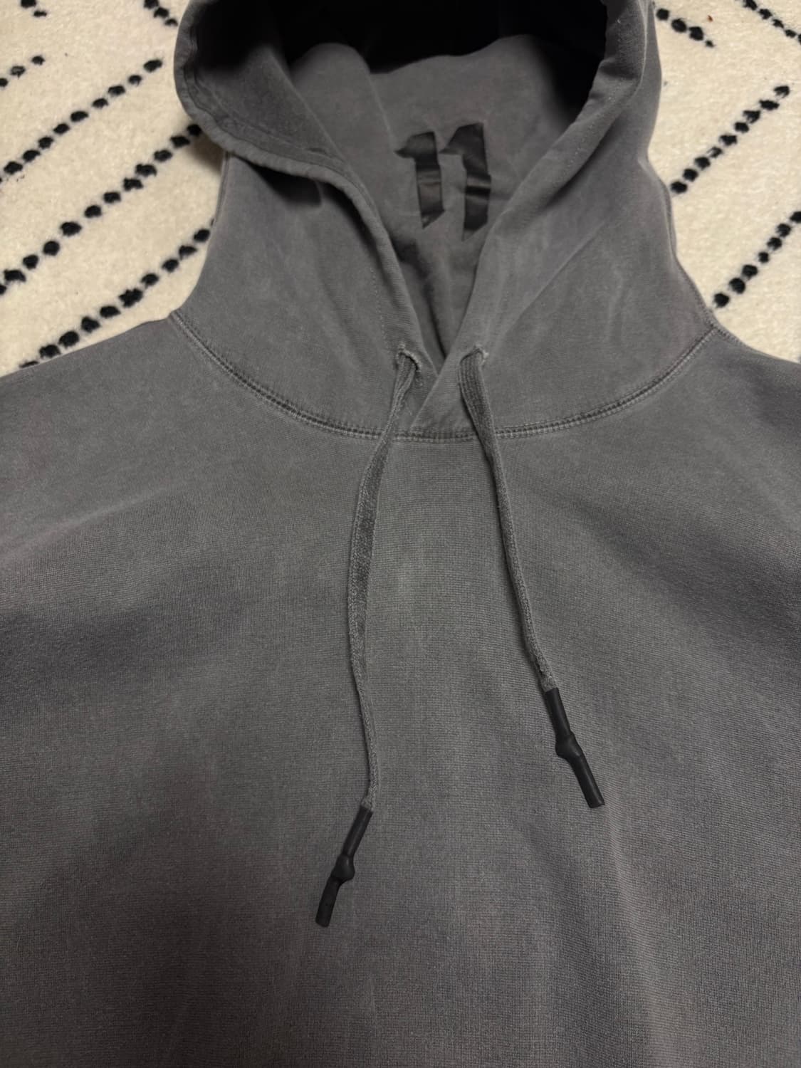 11 by Boris BIdjan Saberi Grey Hoodie 상품이미지5