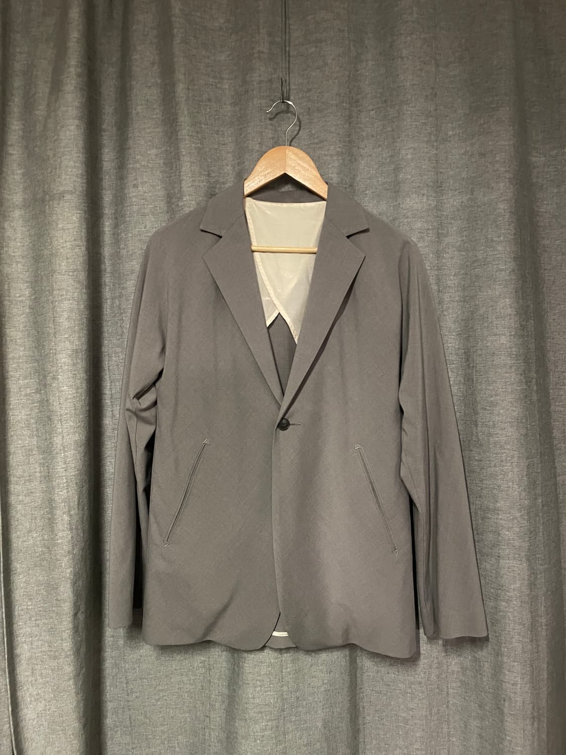 니들스 자켓 상품이미지1