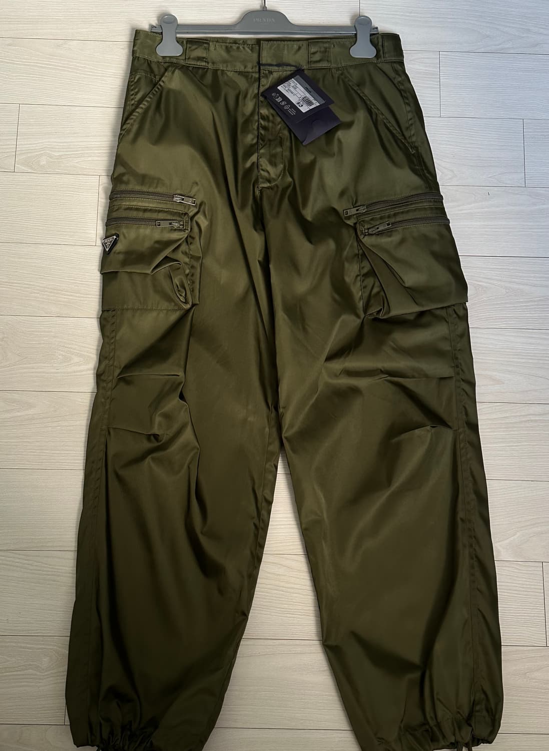 프라다 리나일론 탄창 셋업 24ss XL(105-110) 새상품급 상품이미지6