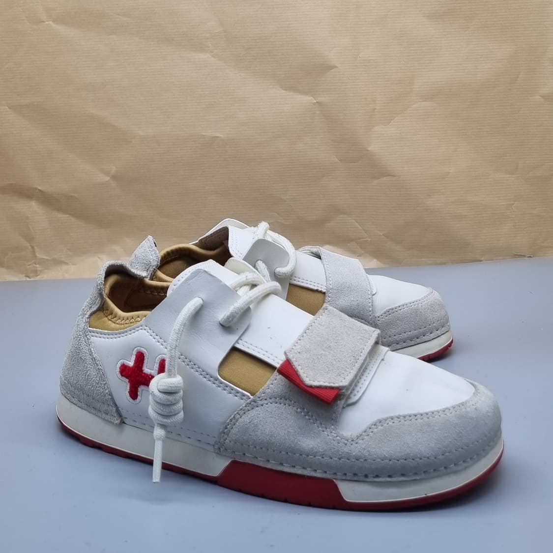 오찌 로우 S2 여성운동화240  상품이미지1