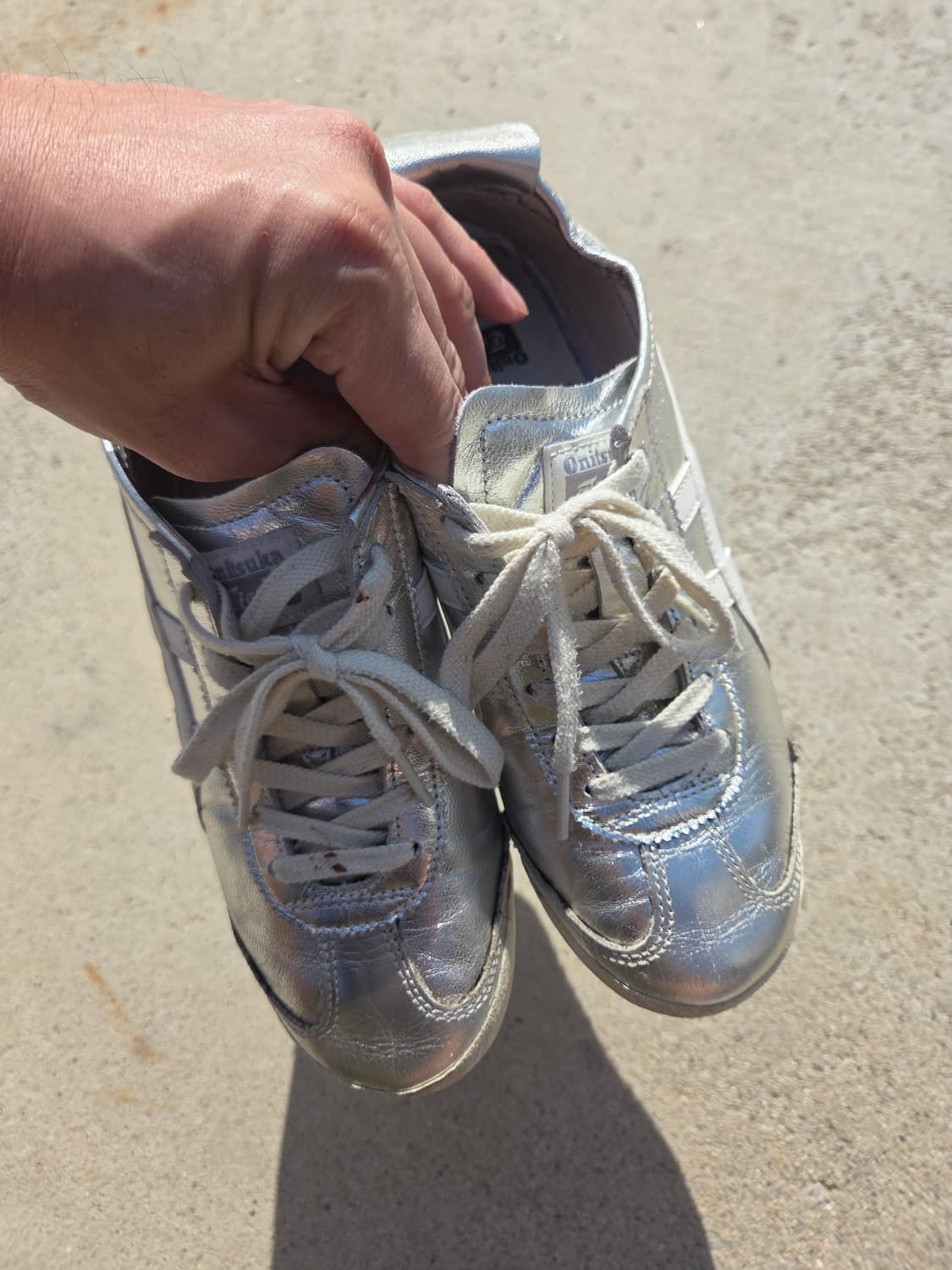 오니츠카 타이거 실버 스니커즈 245 상품이미지8