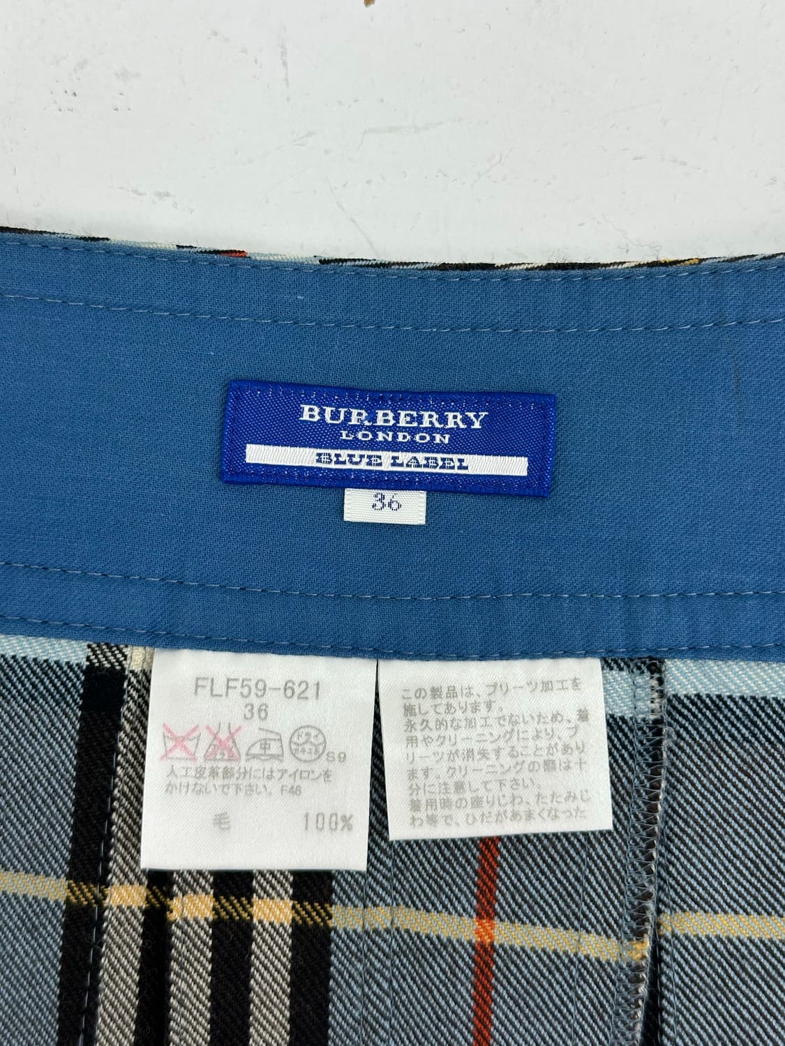 버버리 블루라벨 플리츠 랩스커트 36 상품이미지4