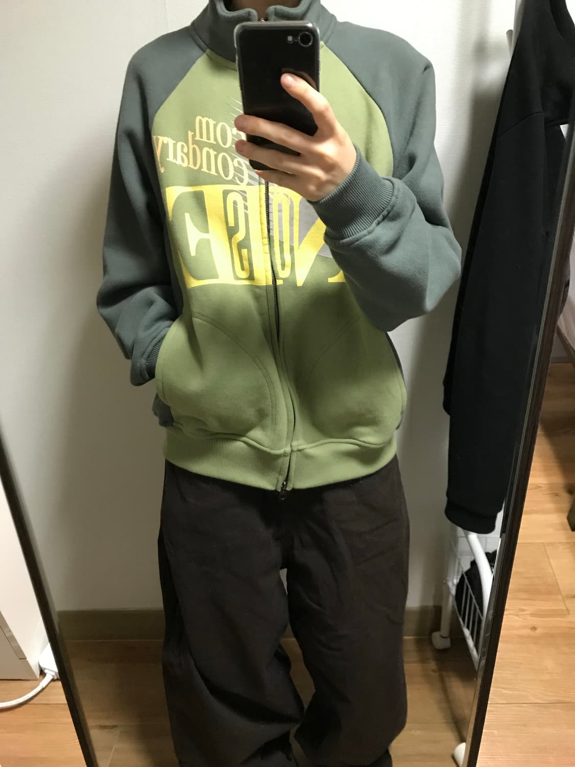 테켓 집업 상품이미지2