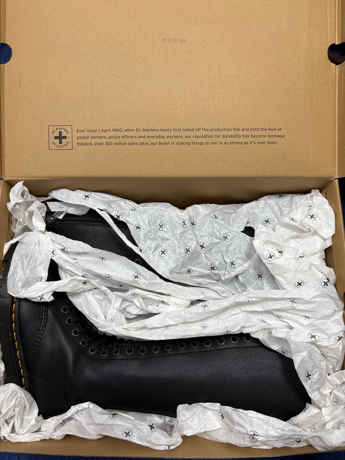 닥터마틴 1b60 벡스 240 245 250 EU38 20홀 상품이미지7