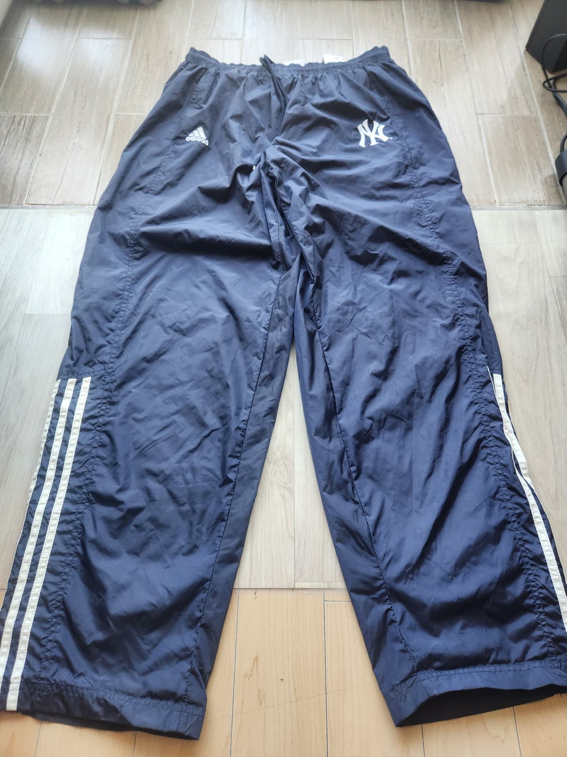 00s 아디다스 뉴욕양키즈 트랙 팬츠 XL 네이비 상품이미지1