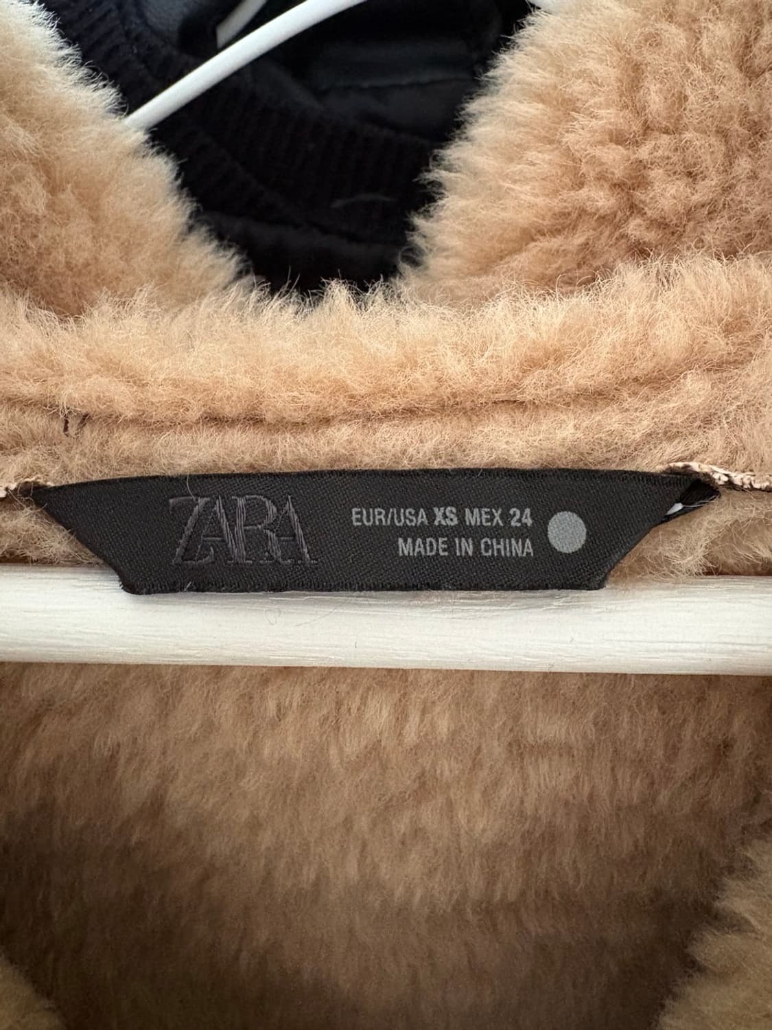 자라 무스탕 상품이미지2