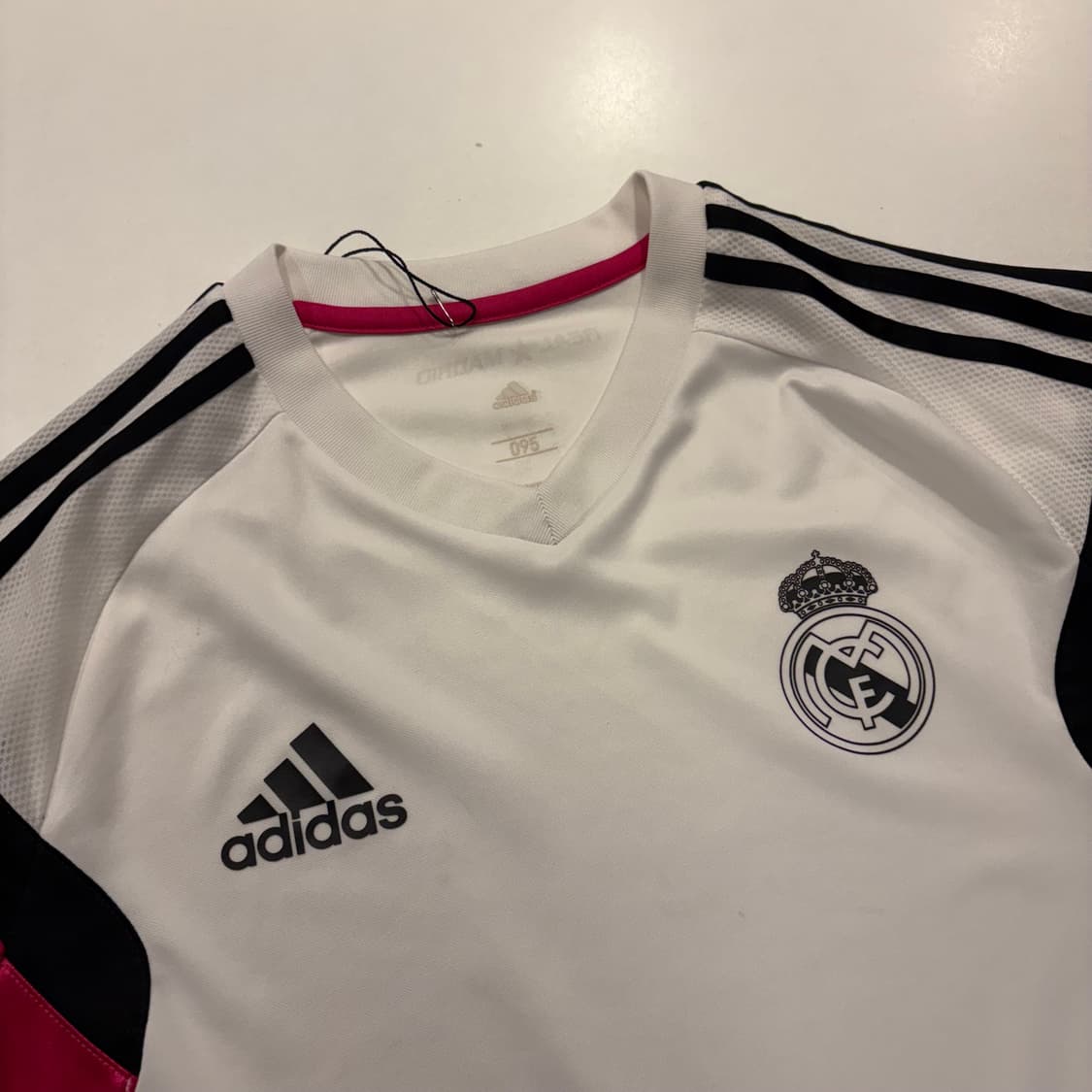 [95] 아디다스 레알마드리드 화이트 축구 유니폼 C943 상품이미지3