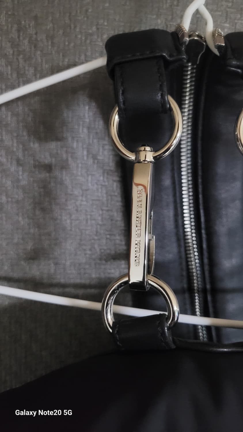 알렉산더왕 레더 백팩 상품이미지3