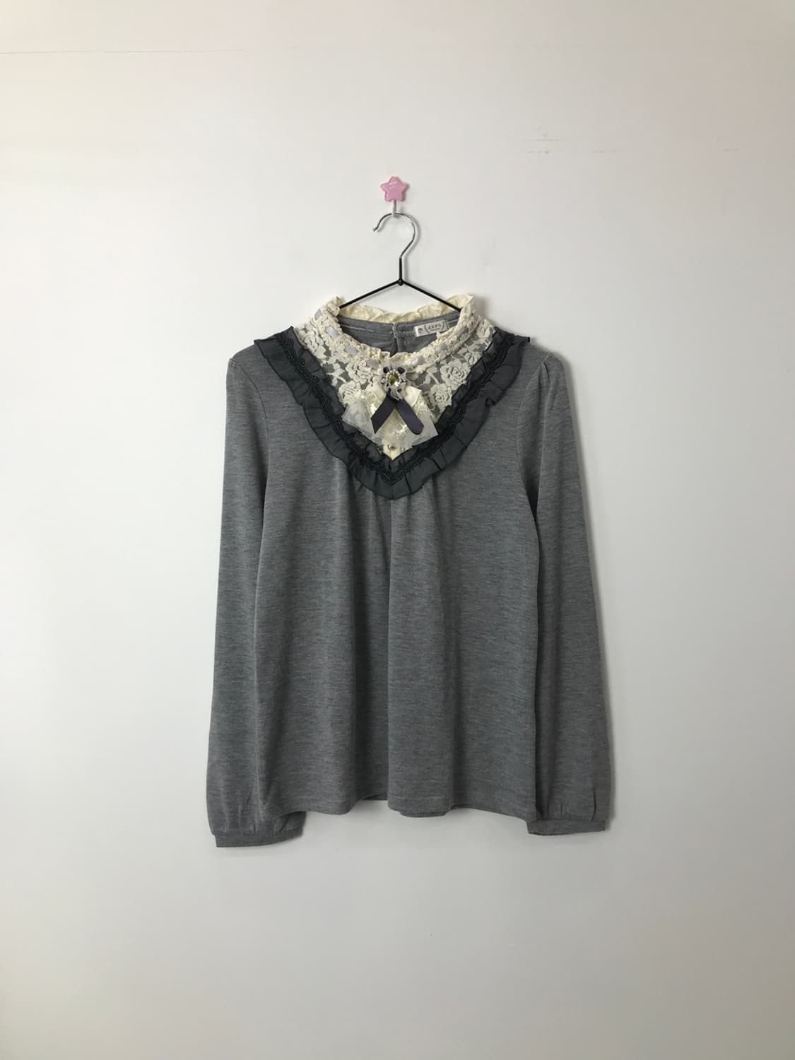 axes femme Romantic Ruffle Knit Blouse 상품이미지3