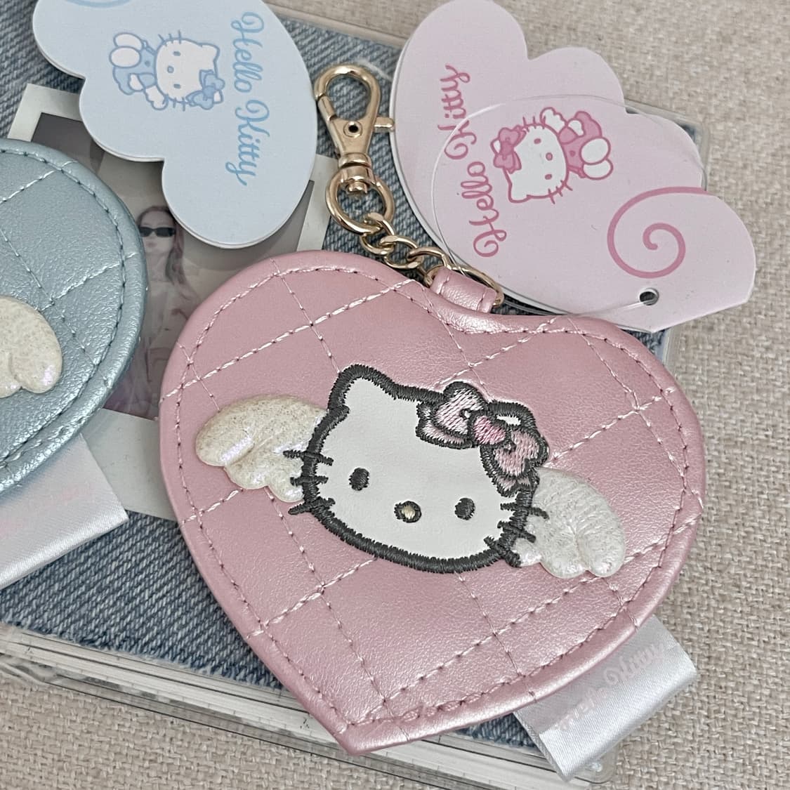 산리오 정품 새상품 헬로 키티 하트 베이비블루 핑크 엔젤 거울 키링 상품이미지3