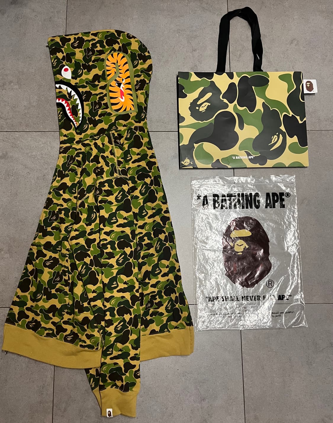 베이프 abc 카모 샤크 후드집업 상품이미지2