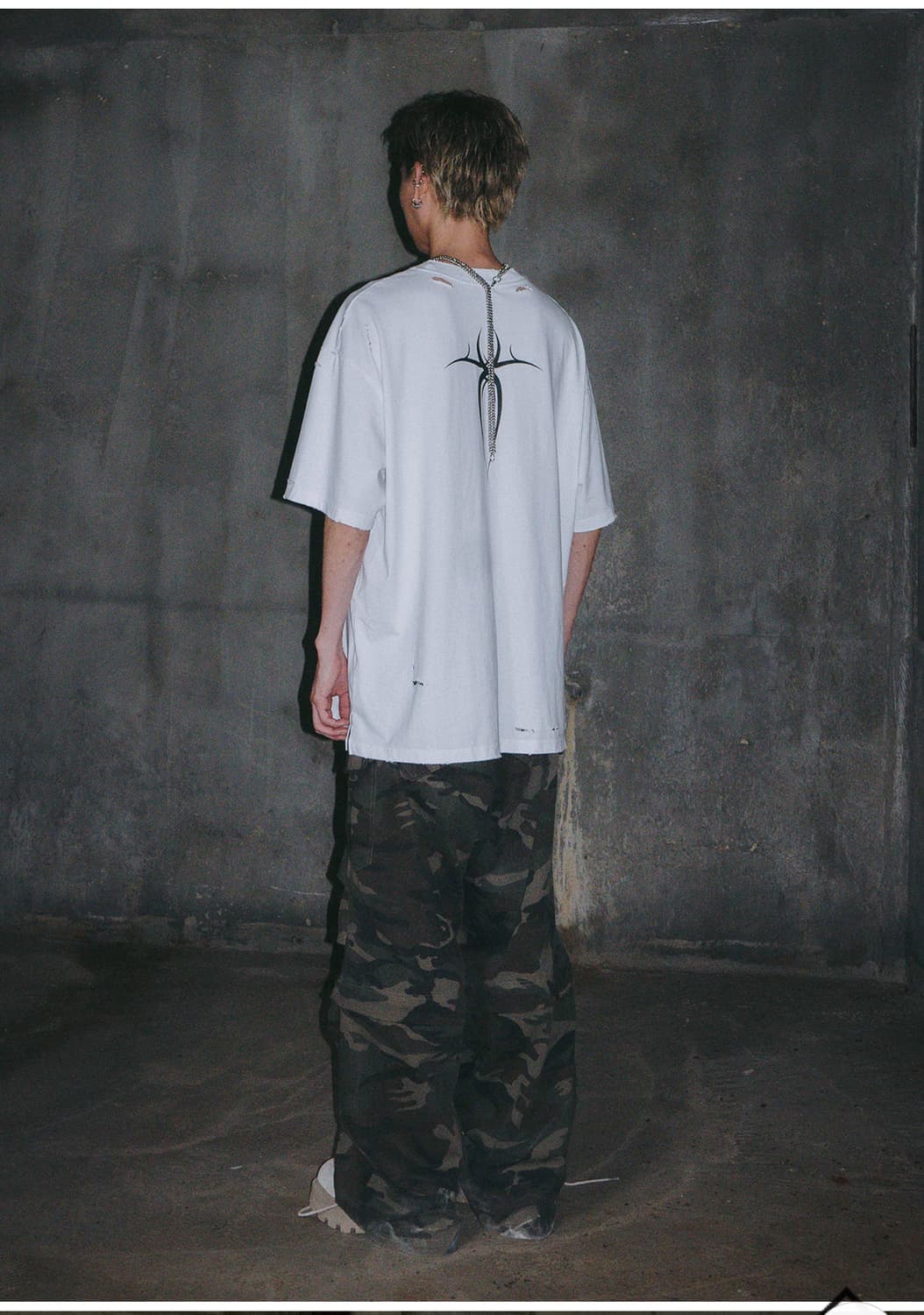 어나더유스 eyelet damage t-shirt - white 상품이미지2