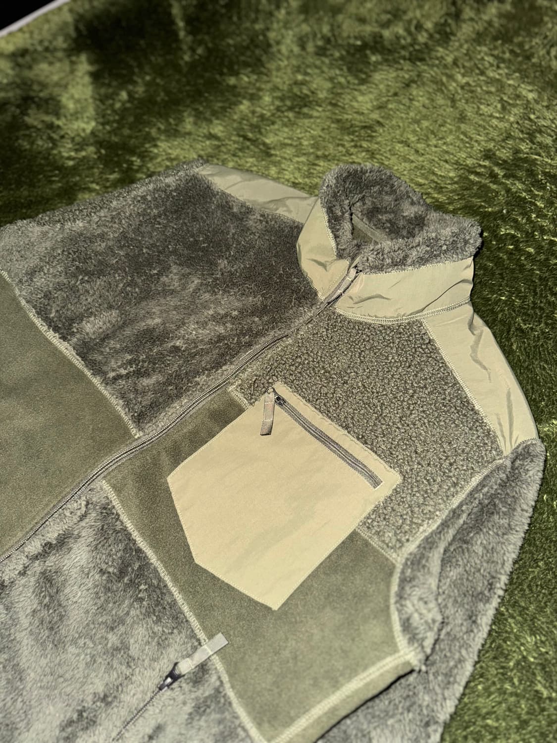 [L] 엔지니어드 가먼츠 X 유니클로 콜라보 플리스 자켓 올리브 상품이미지2