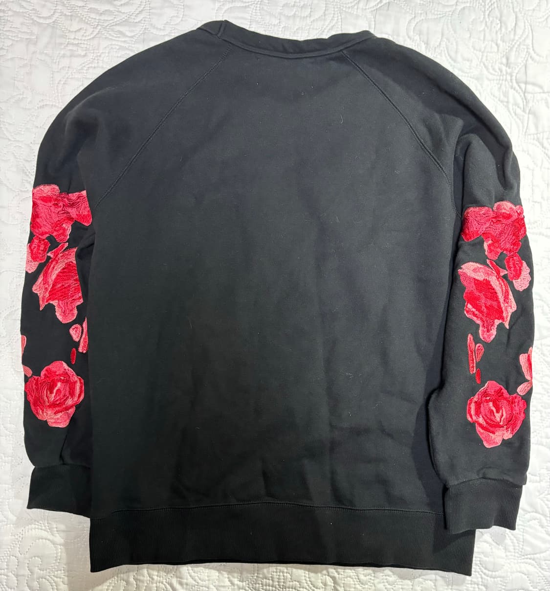 아워레가시 로즈자수맨투맨 상품이미지5