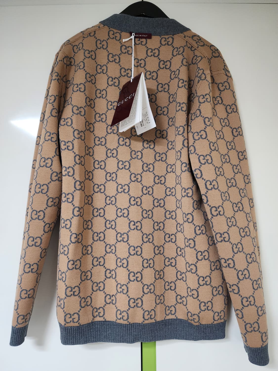 구찌 GG 로고 리버시블 가디건 24FW 55-66사이즈 상품이미지2