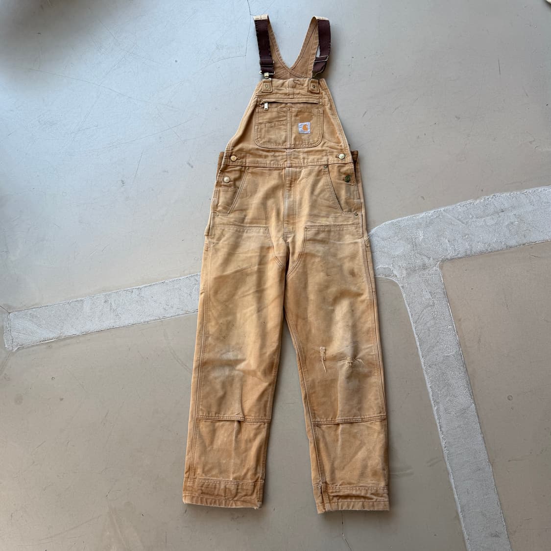 칼하트 덕 캔버스 더블니 오버롤 상품이미지1