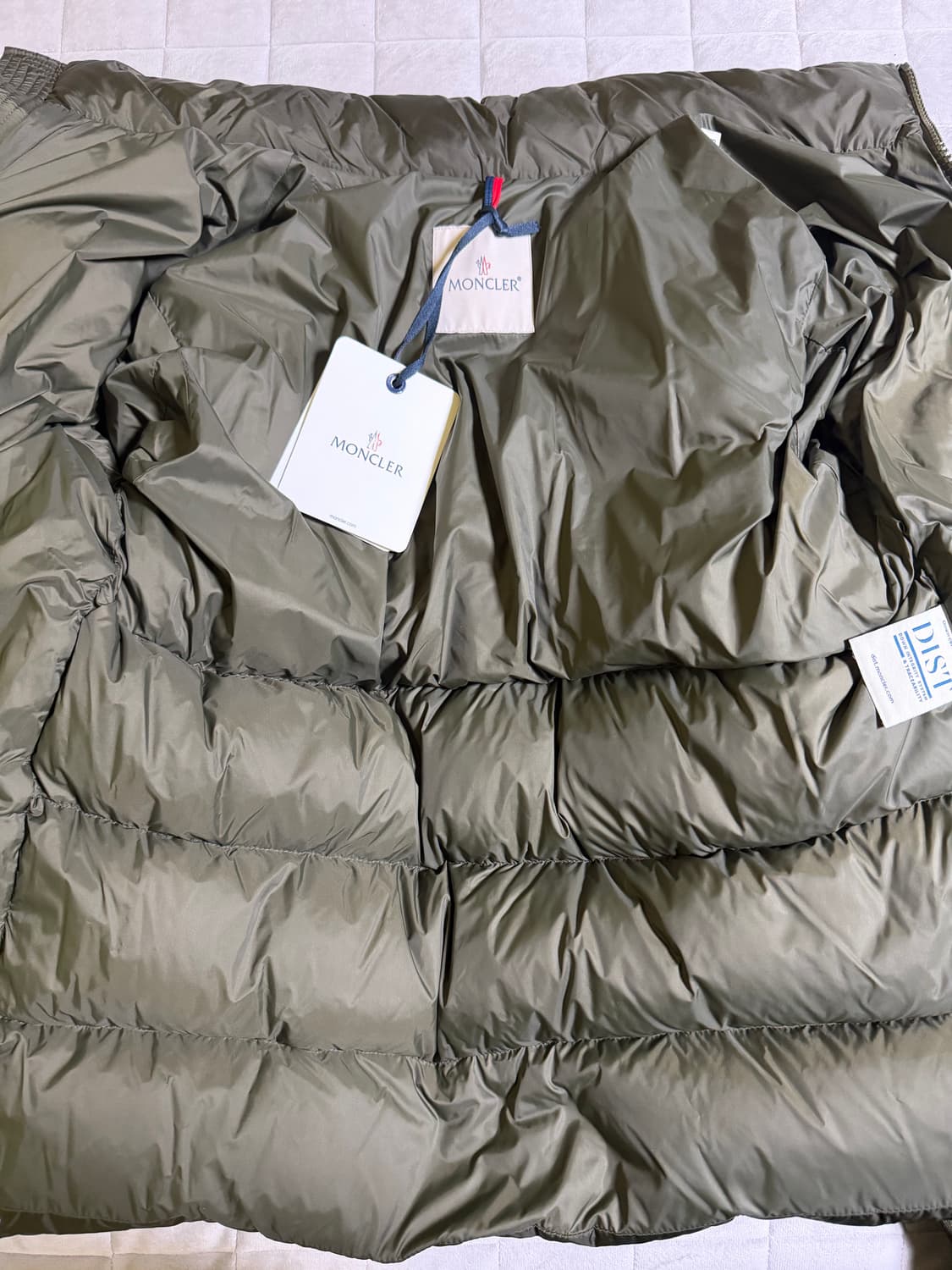 몽클레어 패딩 상품이미지4