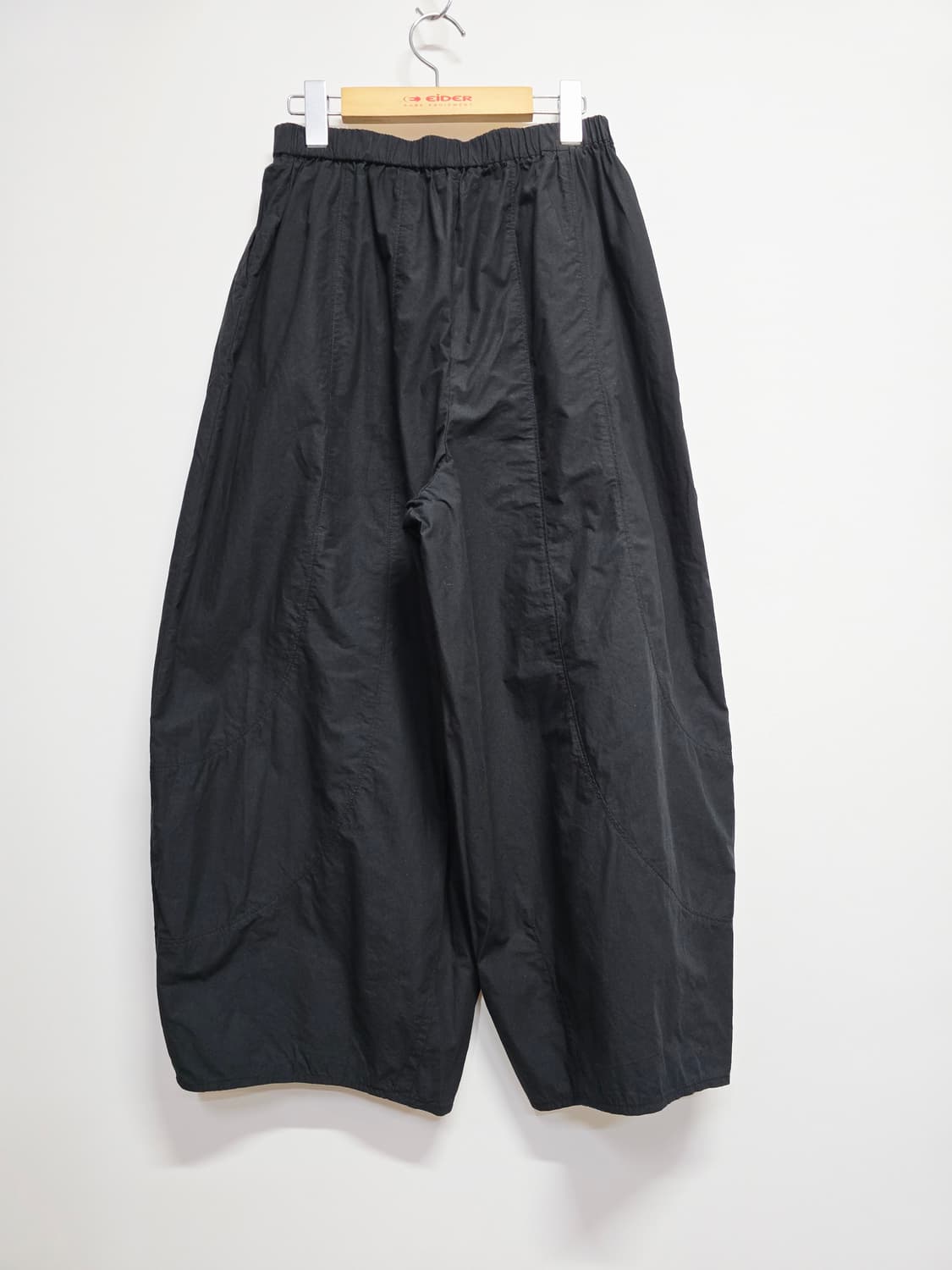 이새 블랙 와이드 배기 바지 상품이미지4