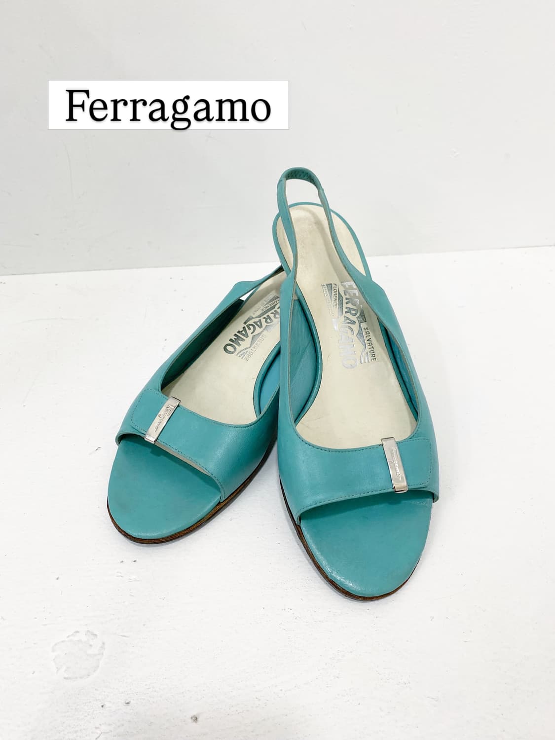 Ferragamo 블루 슬링백 상품이미지1
