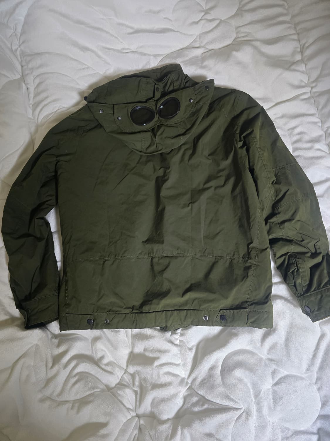 [국내정품] CP 컴퍼니 고글 후드 퀼팅 라이너 재킷 (카키/100) 상품이미지5