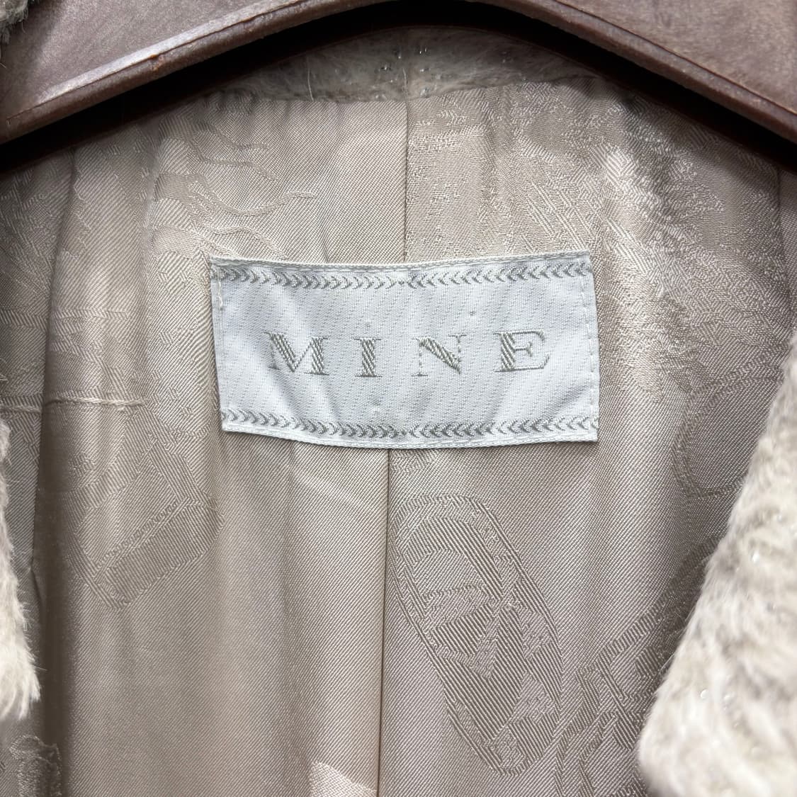 마인 울 블렌드 롱 코트 그레이 체크 패턴 슬릿 포켓 디테일 아이보리 상품이미지6