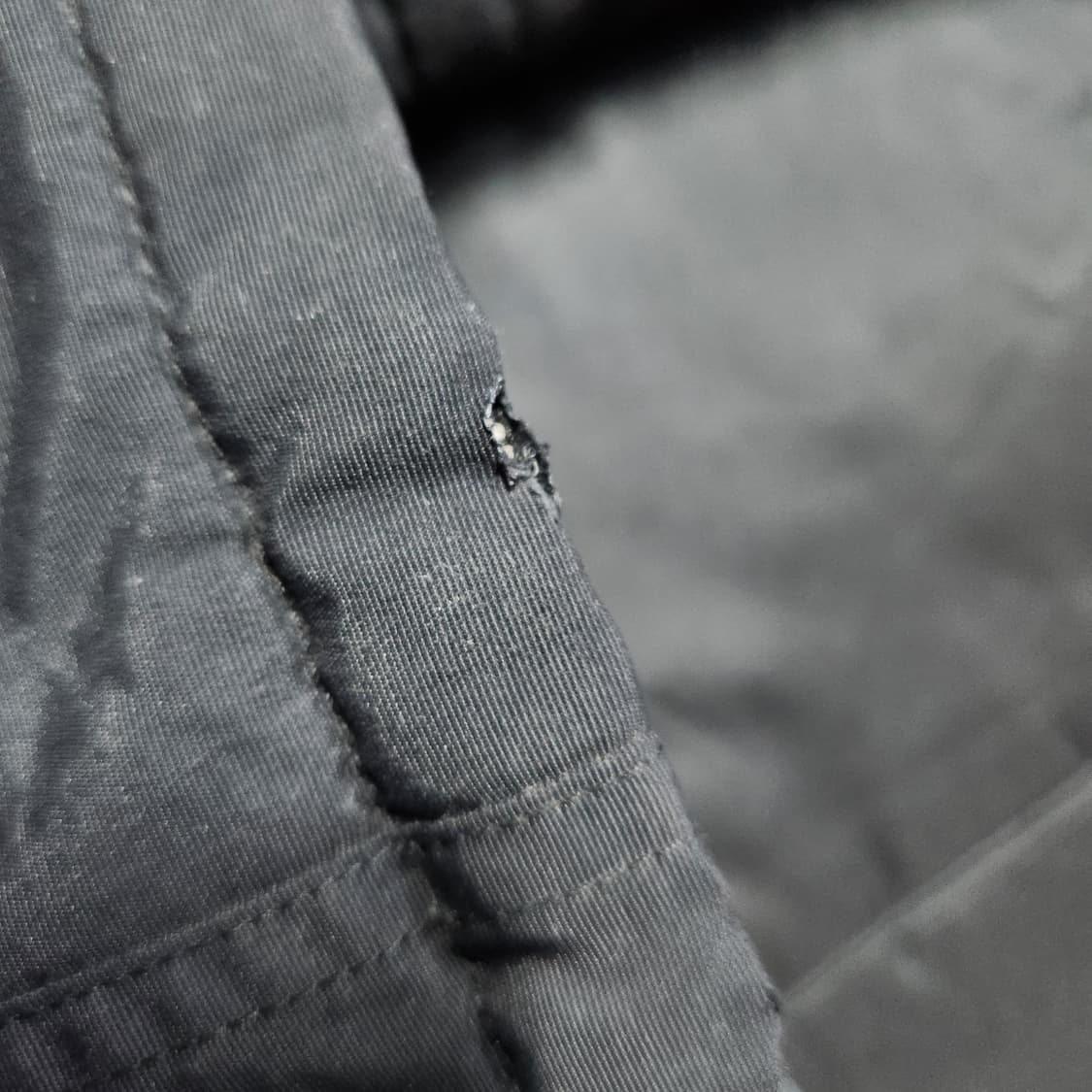 칼하트 블랙 후드 패딩 야상 자켓 상품이미지10