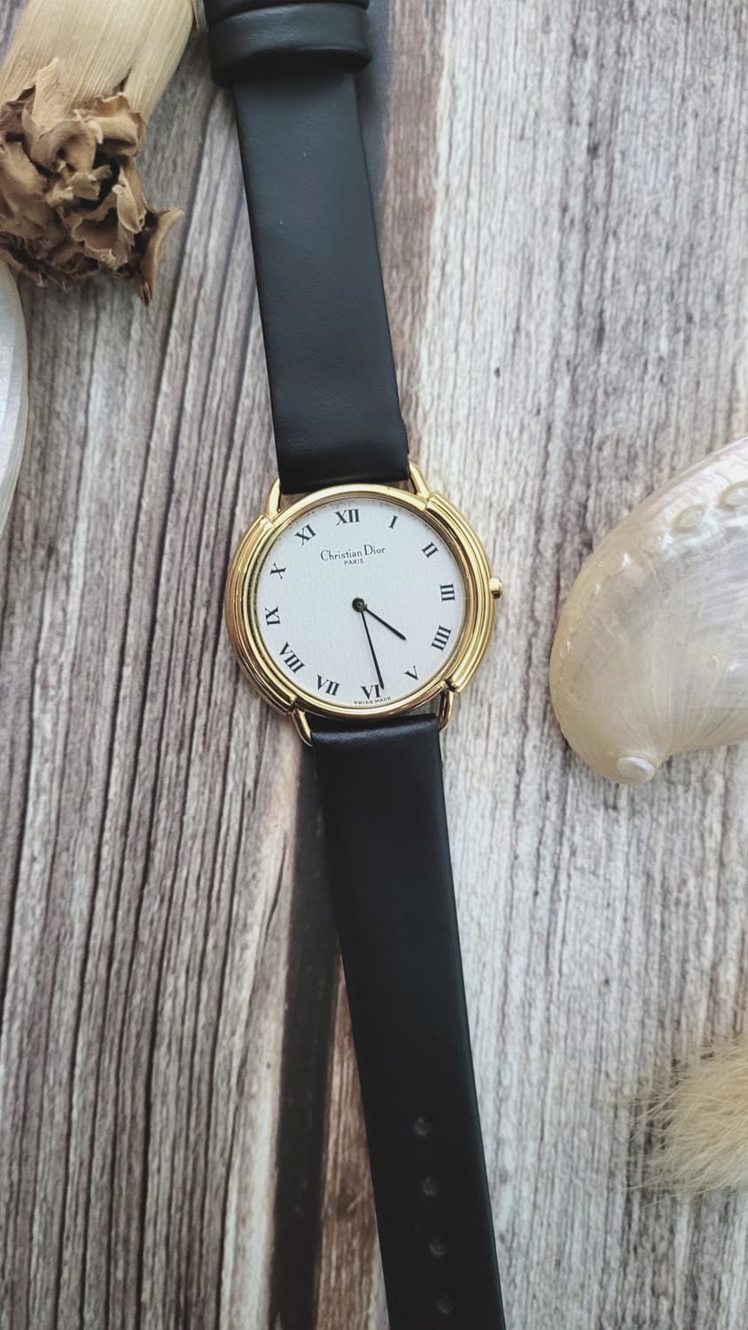 [특가상품]정품 크리스찬디올 골드 3단 라운드 남여공용 시계 상품이미지6