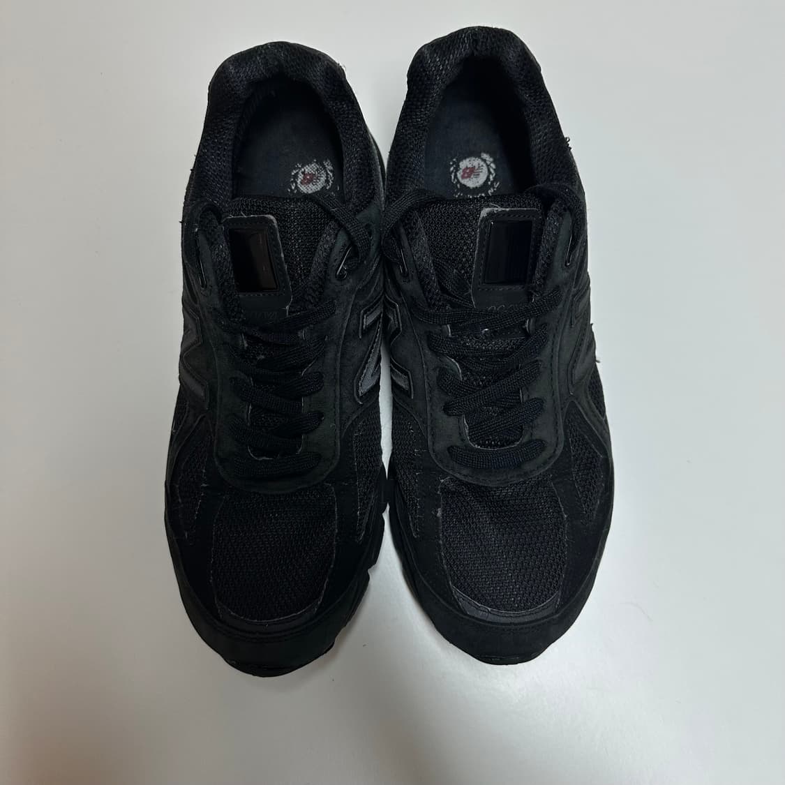 뉴발란스 990v4 트리플블랙 255  상품이미지2