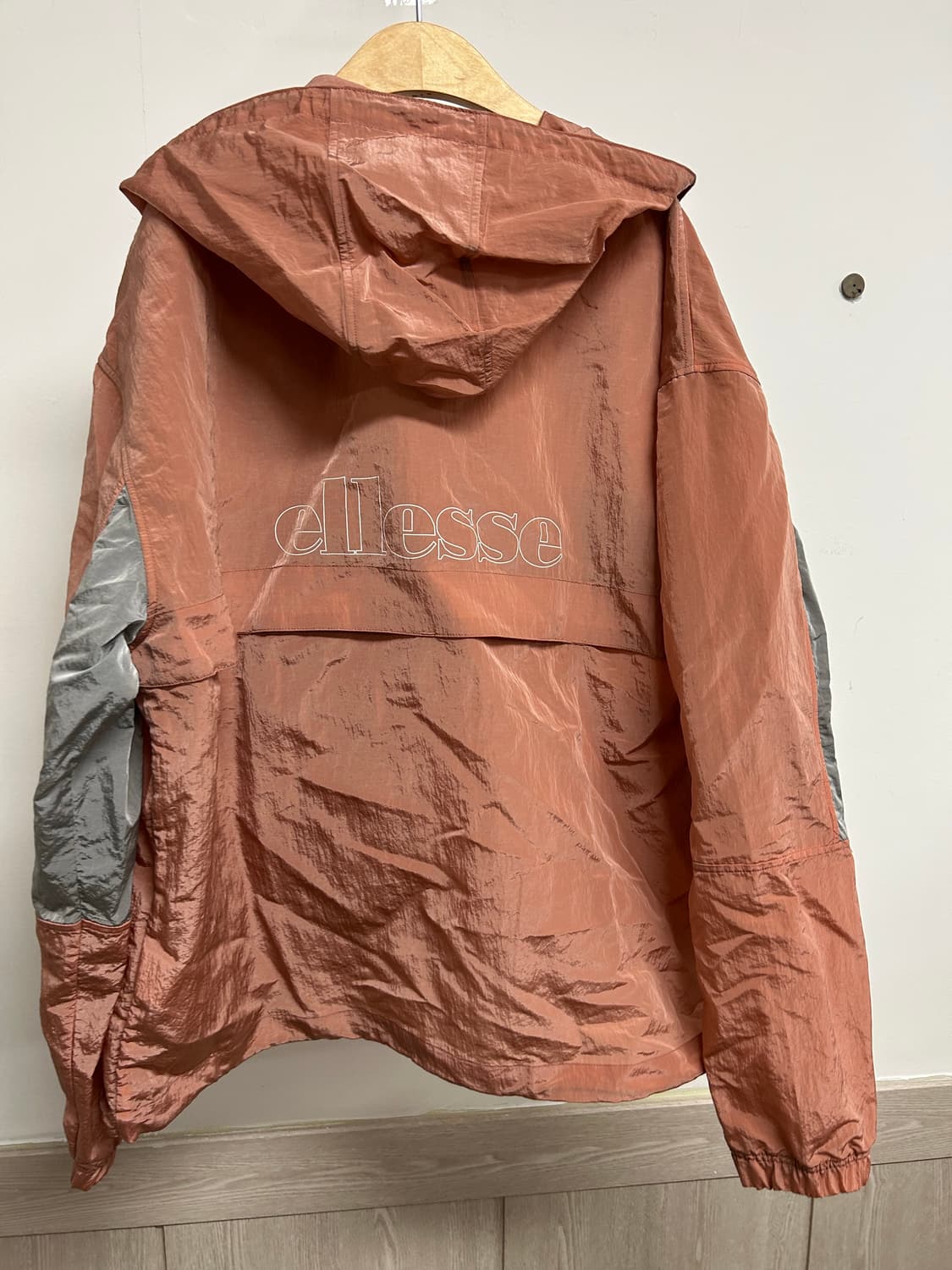 엘레쎄 아노락 MS 코랄색 105 상품이미지6