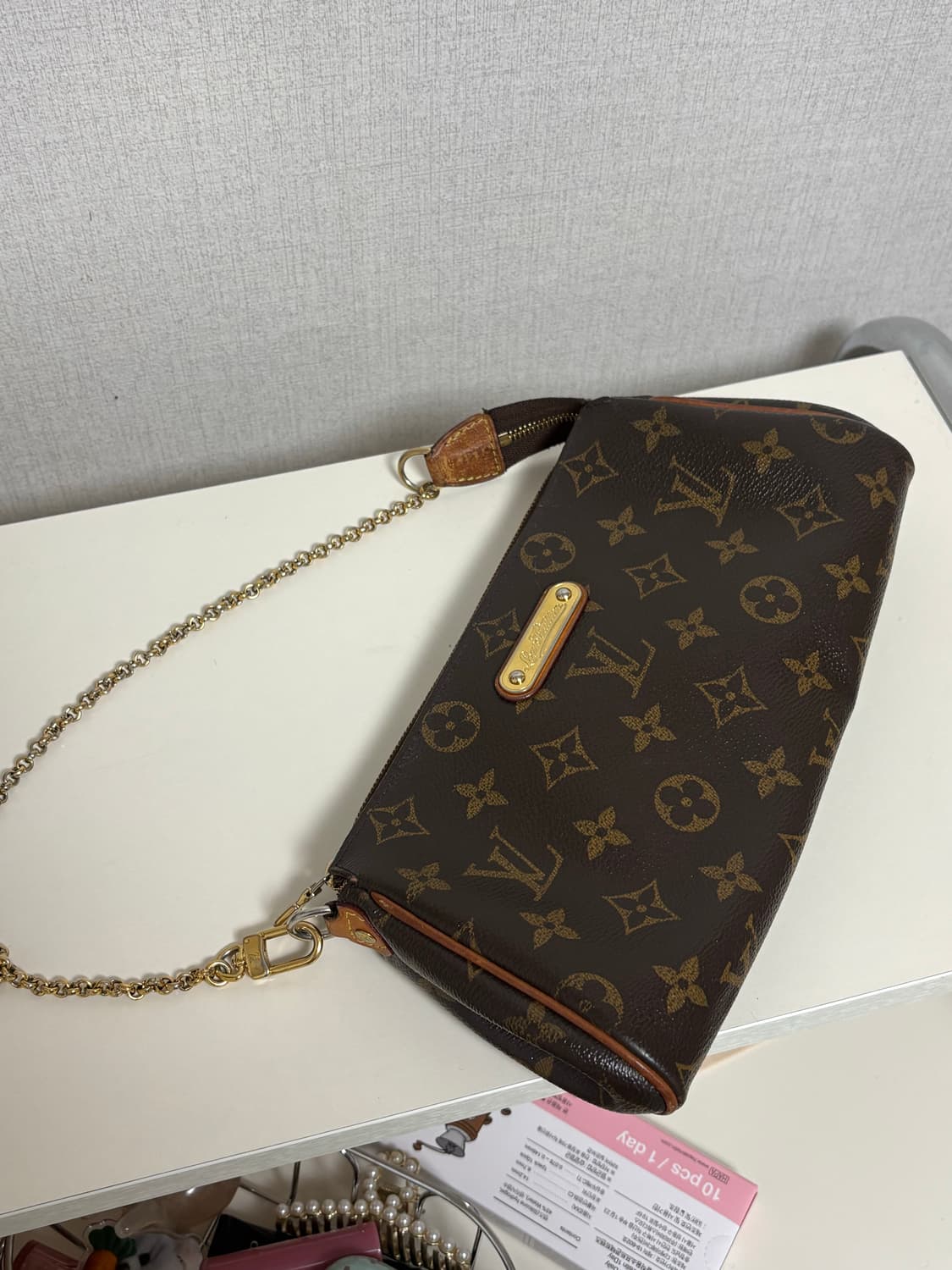 루이비통 에바 클러치 상품이미지2