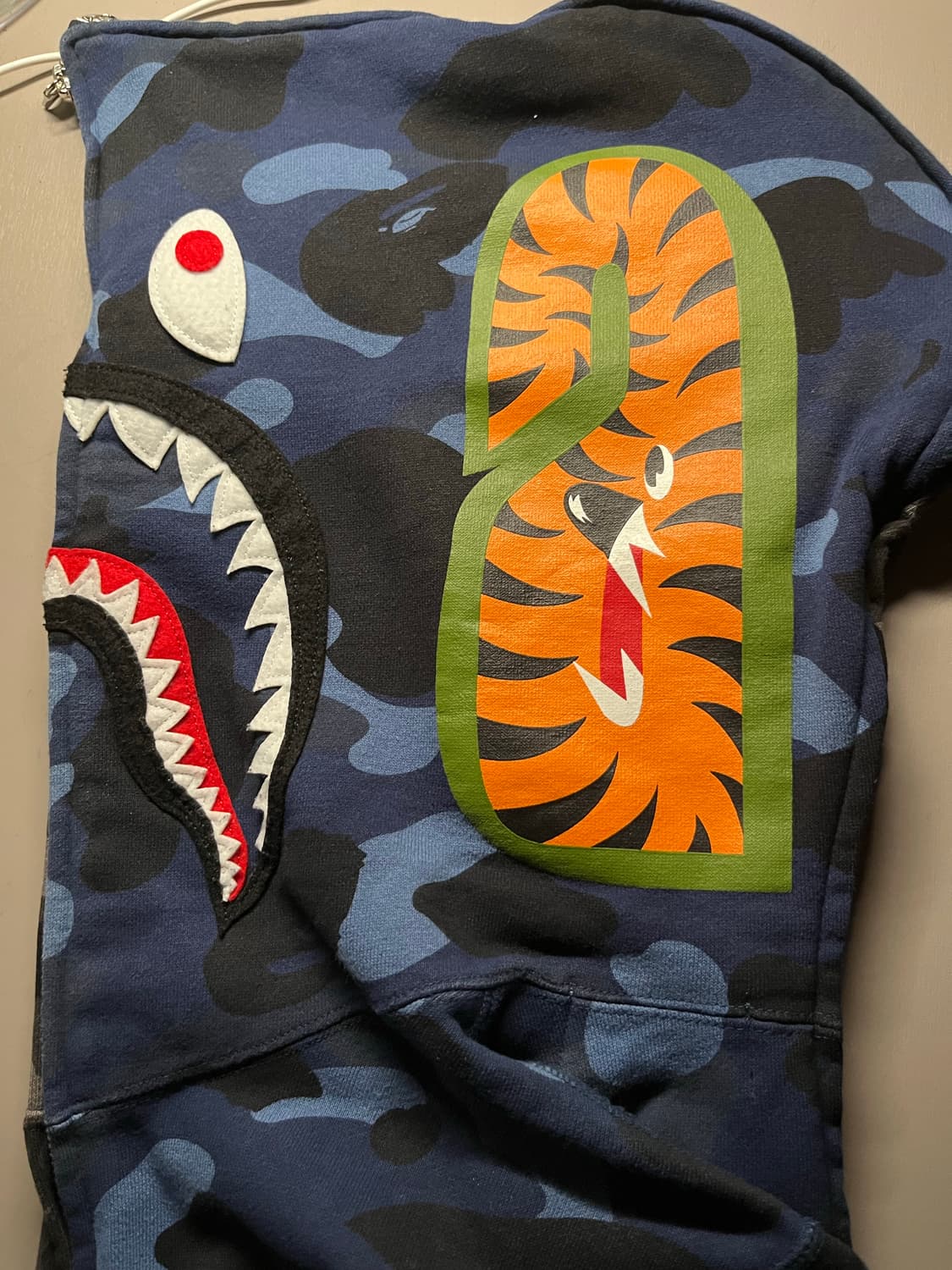 (판매)베이프 세퍼레이트 샤크후드-M 상품이미지4