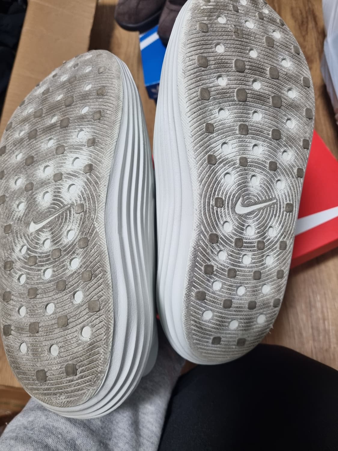 나이키 리액트x리쥬버레이트 260 화이트 상품이미지3